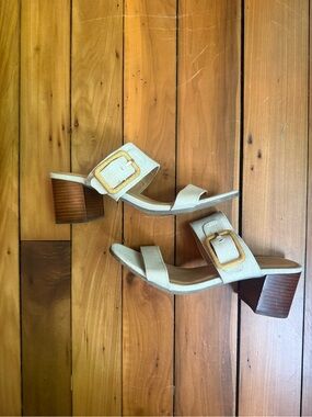 Tommy Bahama Women's Trista Tan Espadrille Sandals